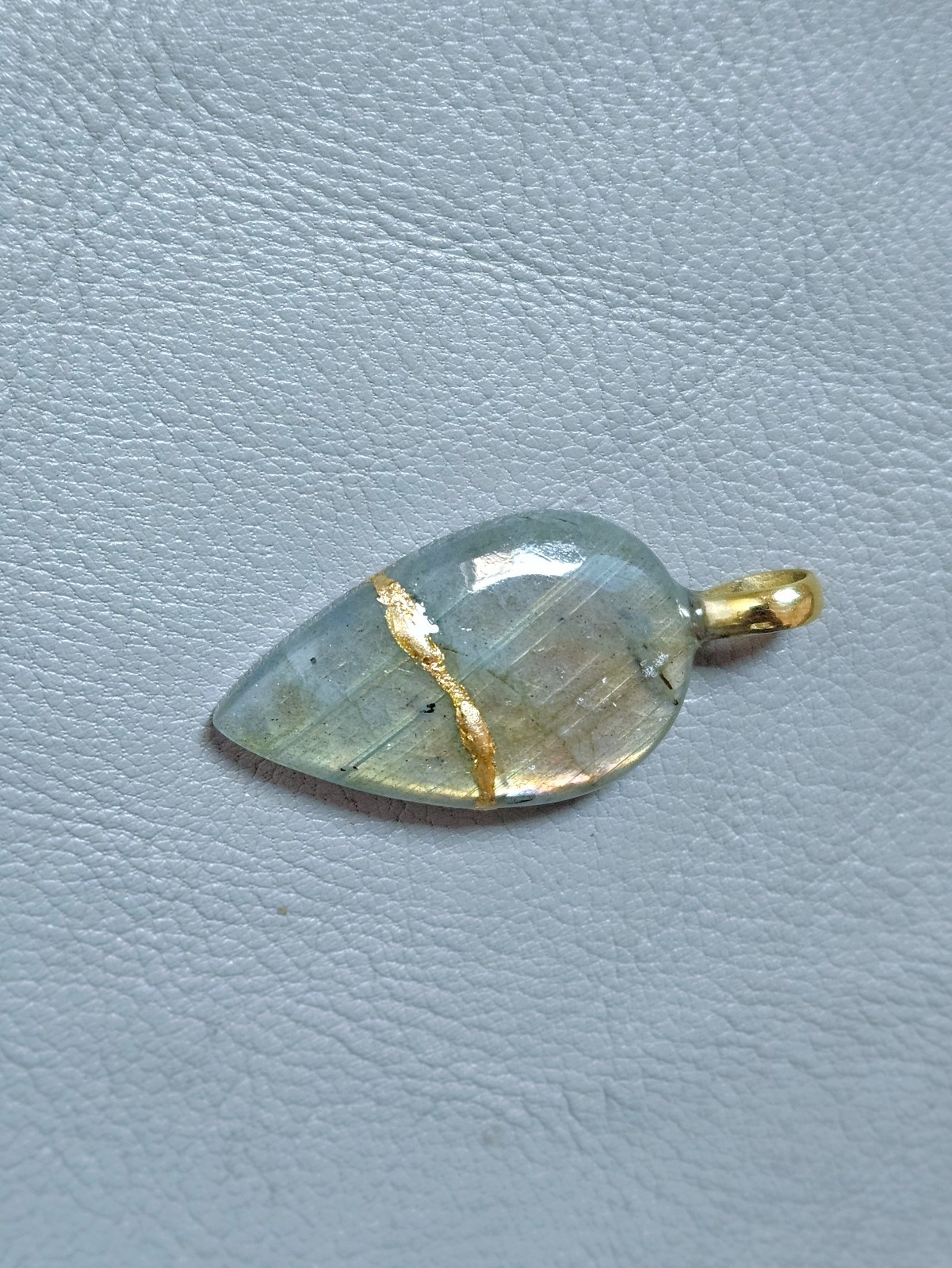 Kintsugi Art With Labradorite Gemstone Pendant Jewelry Repaired Beautiful Gift