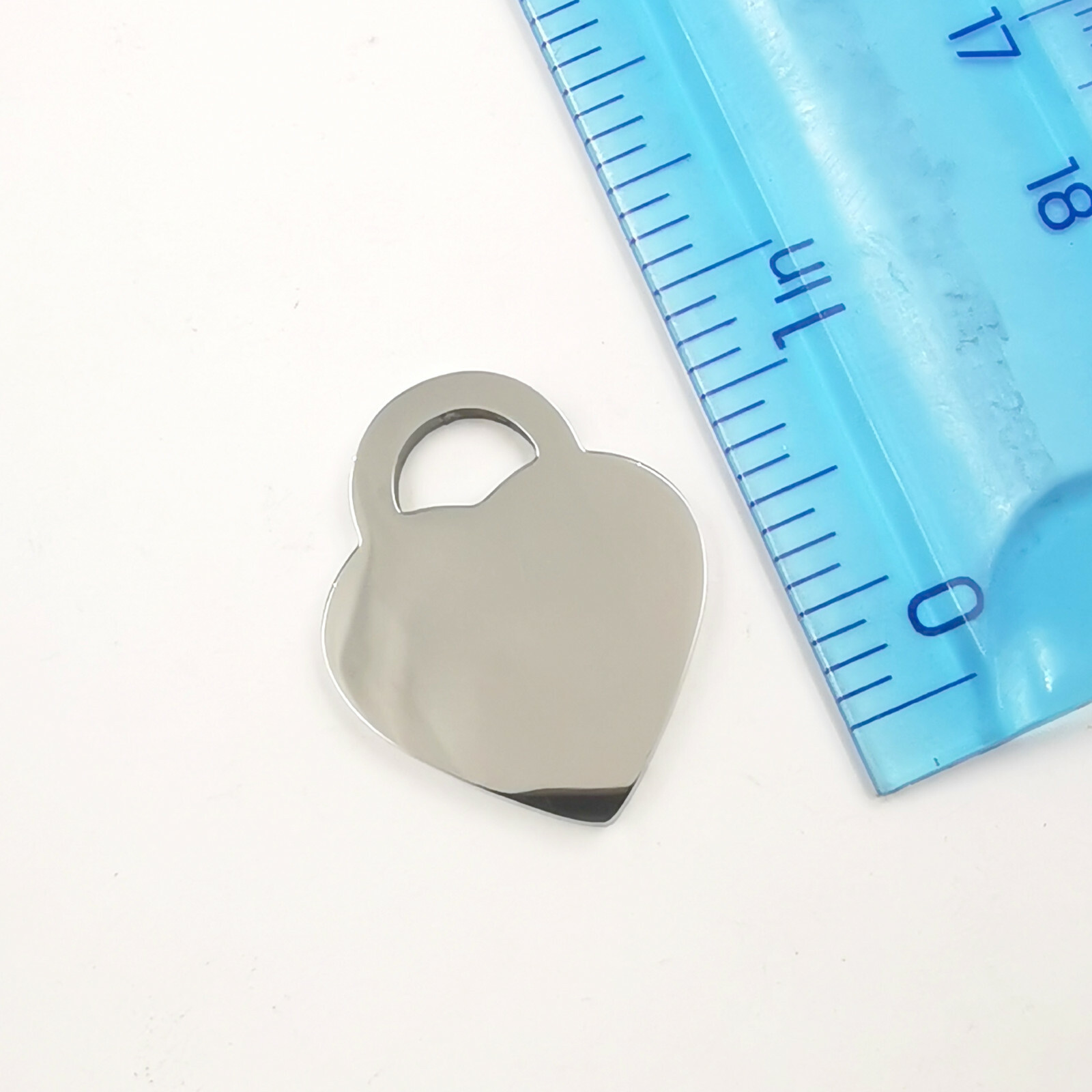 Personalize polishing Stainless steel heart pendant carving Name, text