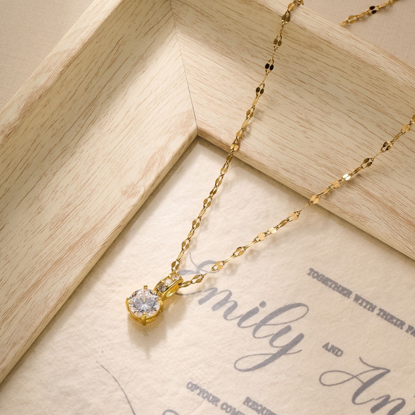 Fashion Woman Classic 18K Gold Plated CZ Pendant Chain Necklace Anti-tarnish