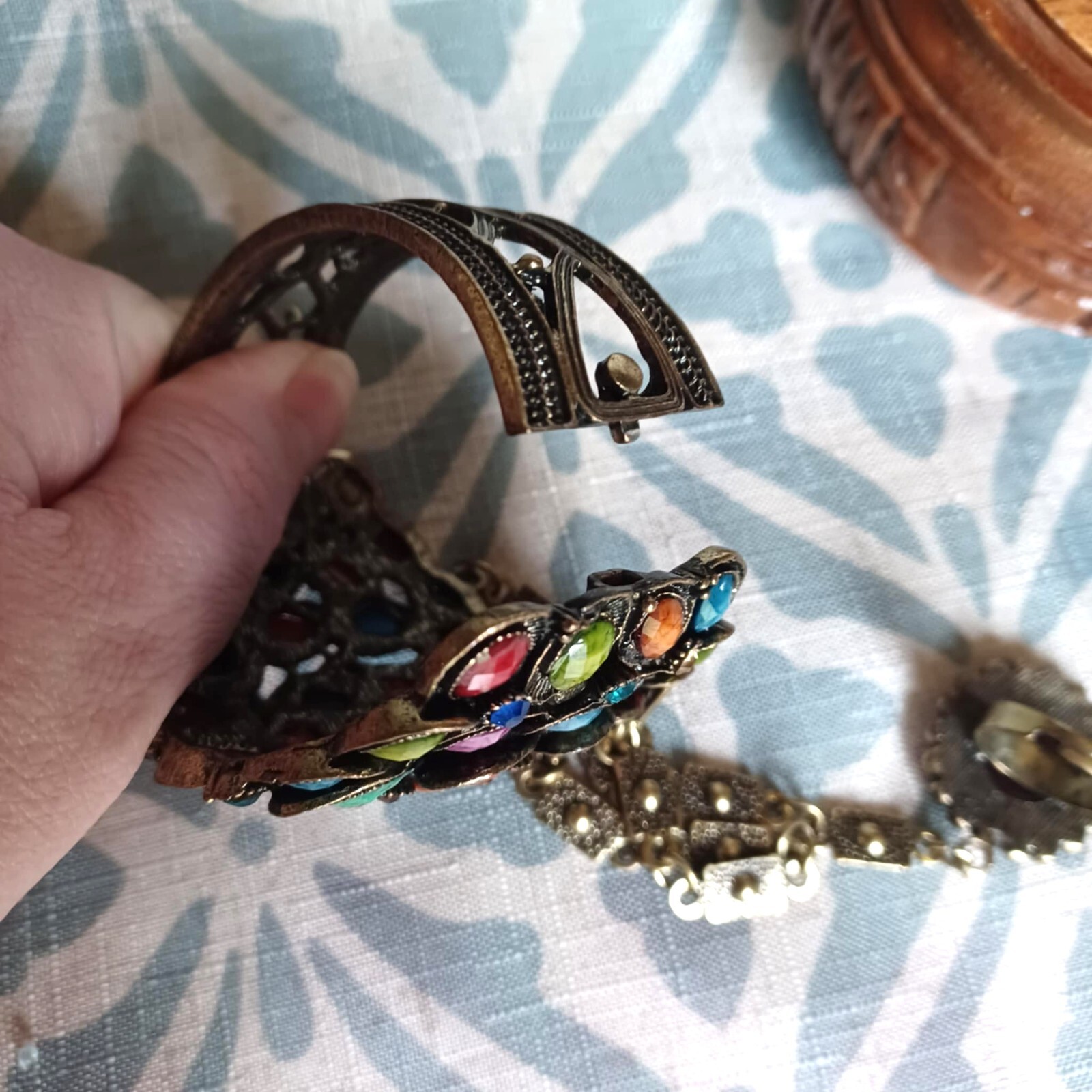 Bold Color Cuff Bracelet Chained to Ring Spring Hinge Clasp MUST SEE BEAUTIFUL!!