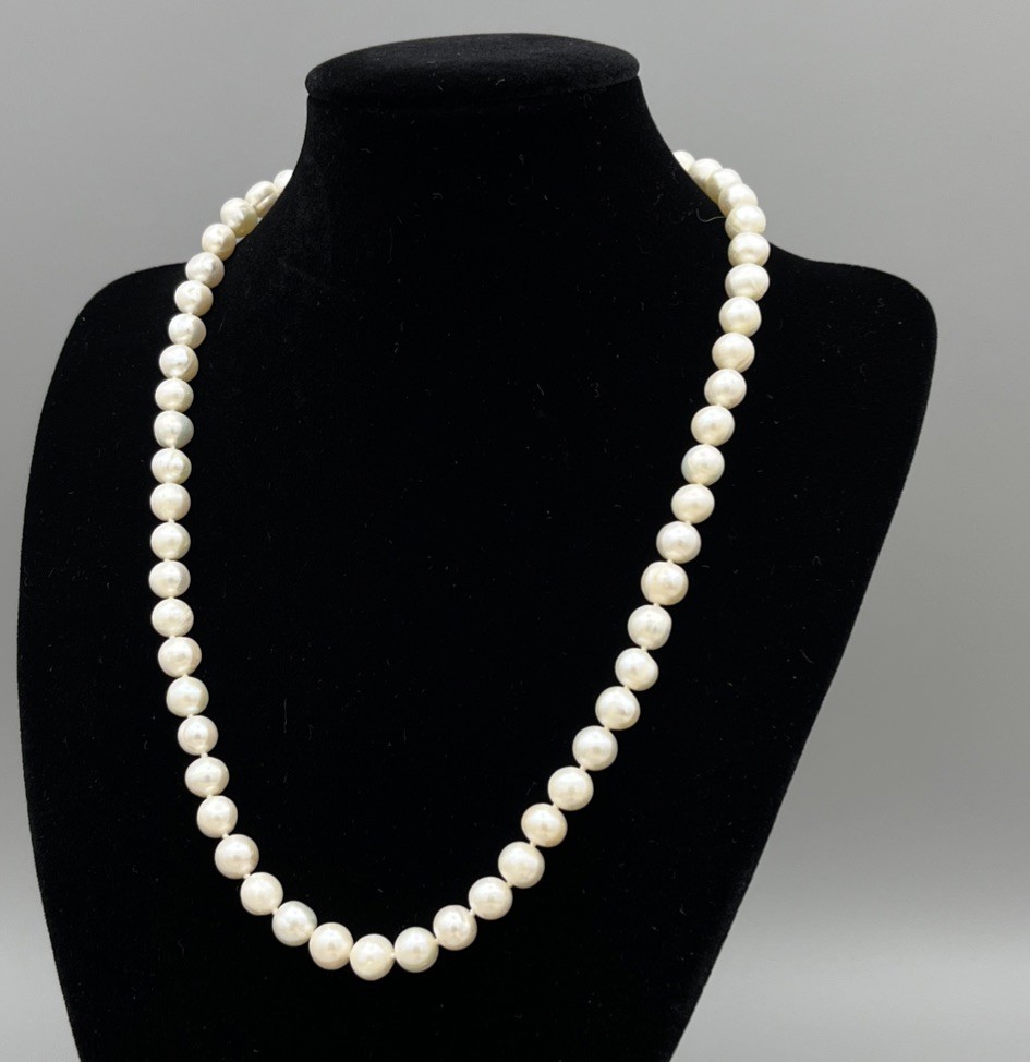 Real Cultured Pearl Necklace 46cm Knotted Silver Tone Floral Clasp