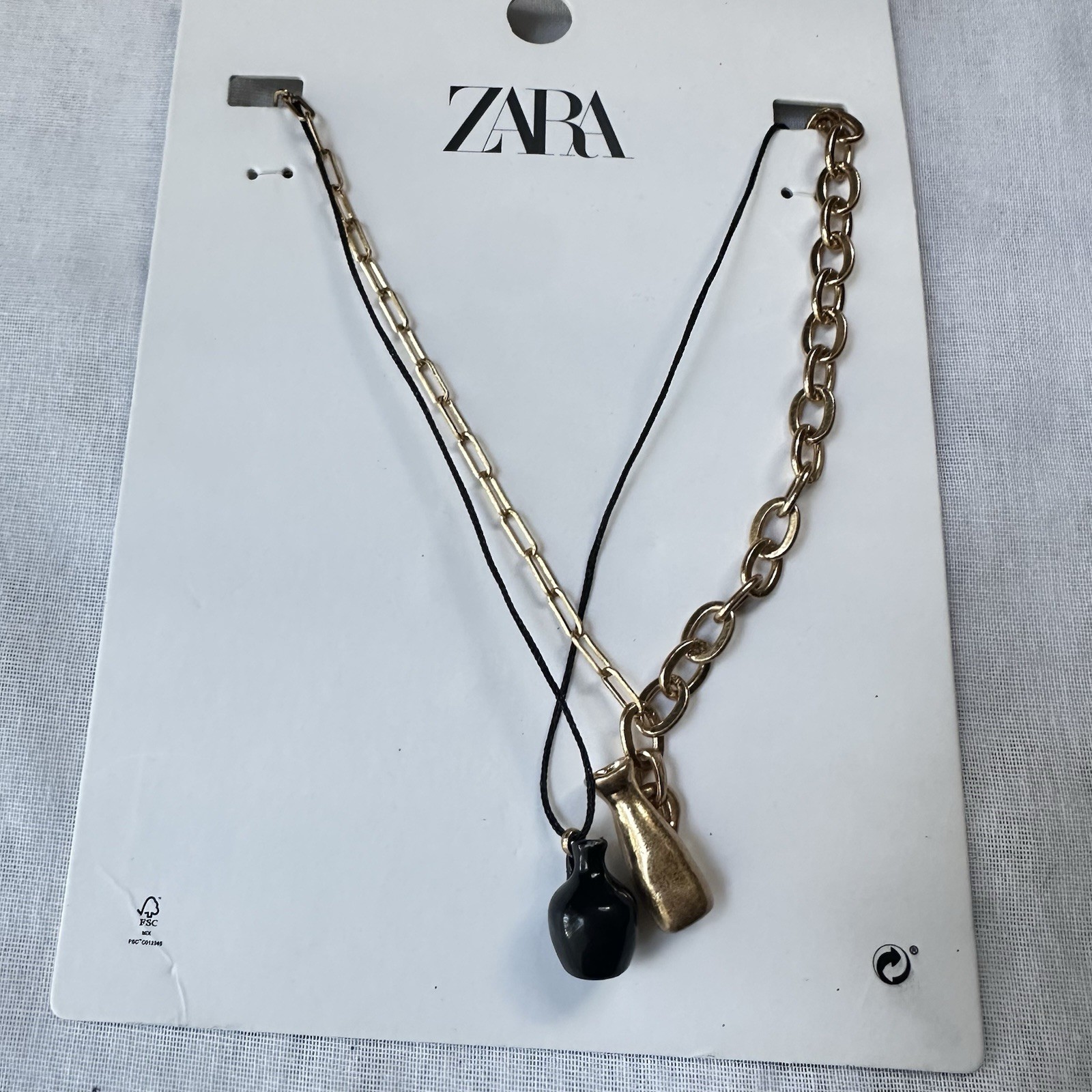 New Zara Pack of Two Vase Necklaces 1856/242 Gold Black
