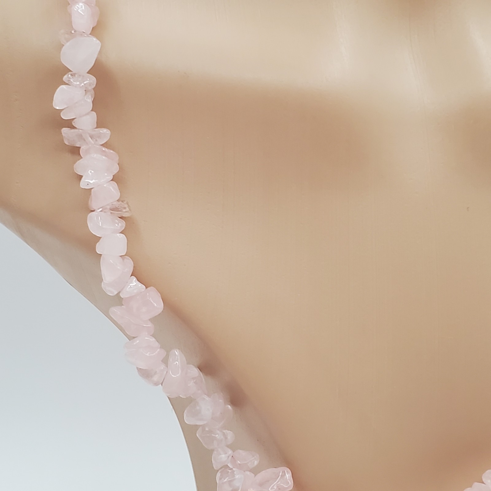 Rose Quartz Gemstone Chip Bead Necklace 23in Pale Pink Stones Magnetic Clasp VTG