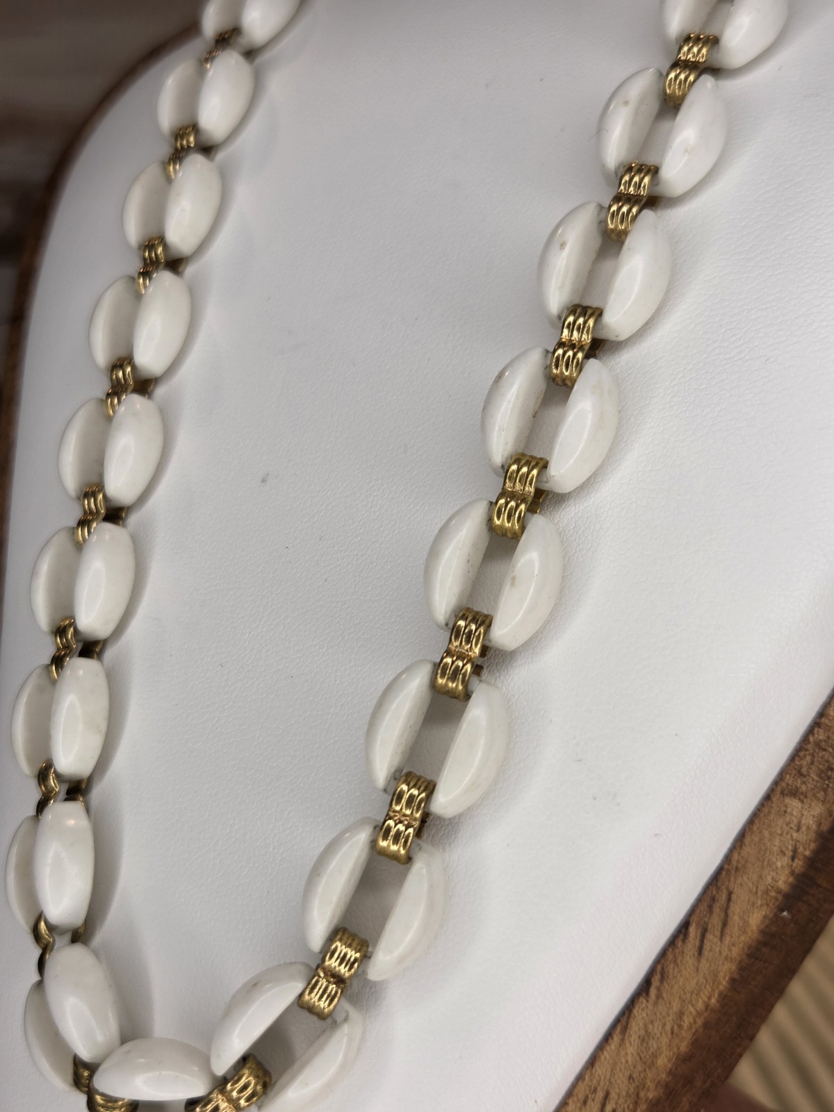 White Acrylic Oval Beaded Necklace, Gold Tone Spacers, Cable Chain, Adjustable