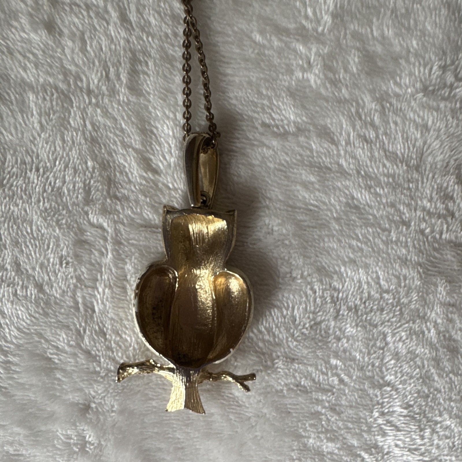 Gold Tone Owl Charm Pendant Necklace White Enamel Ball/Bead Chain Spring Ring