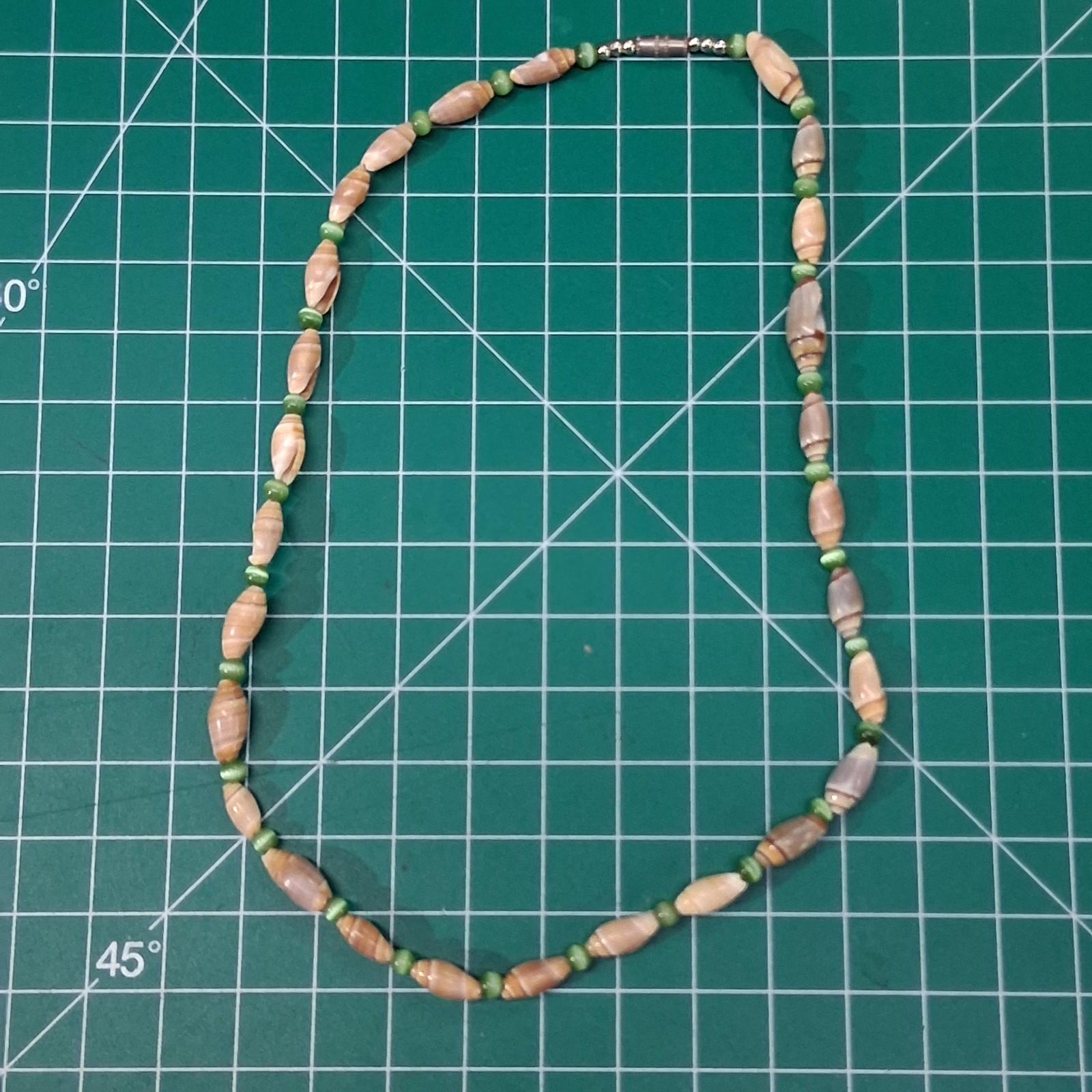 Vintage Tan Conch Sea Shell Green Glass Cats Eye Bead 16” Necklace