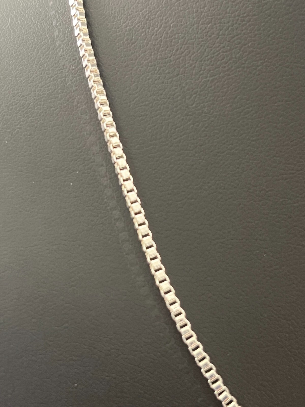 Very Nice 925 Silver Plated Box Chain 2mm Wide 20″ Long Fast Free Shipping