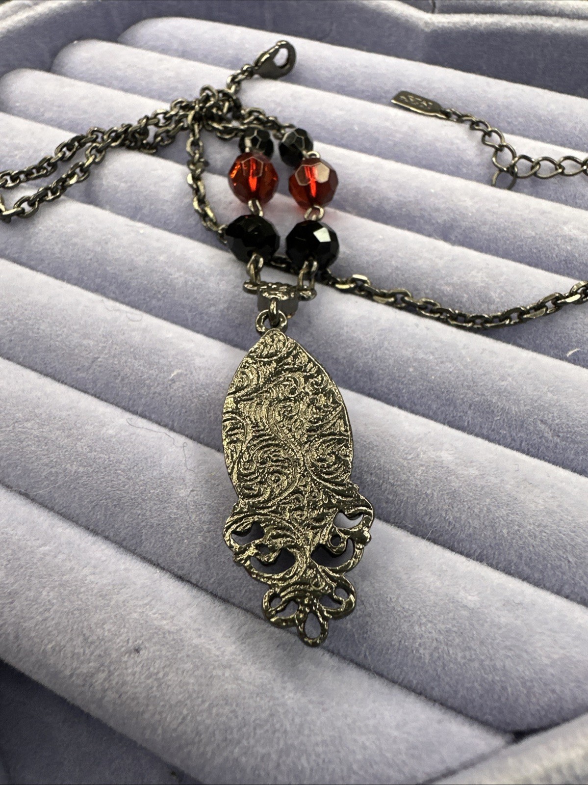 1928 Brand Beauty Red And Gunmetal Necklace Branded 16+3in Extension 103