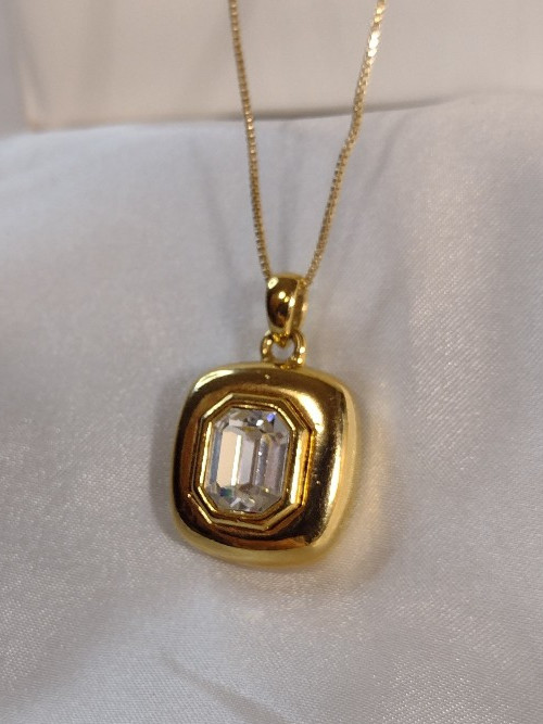 Emerald Cut Clear Crystal Goldtone Bezel Set Pendant Necklace – 32″ – Brilliant