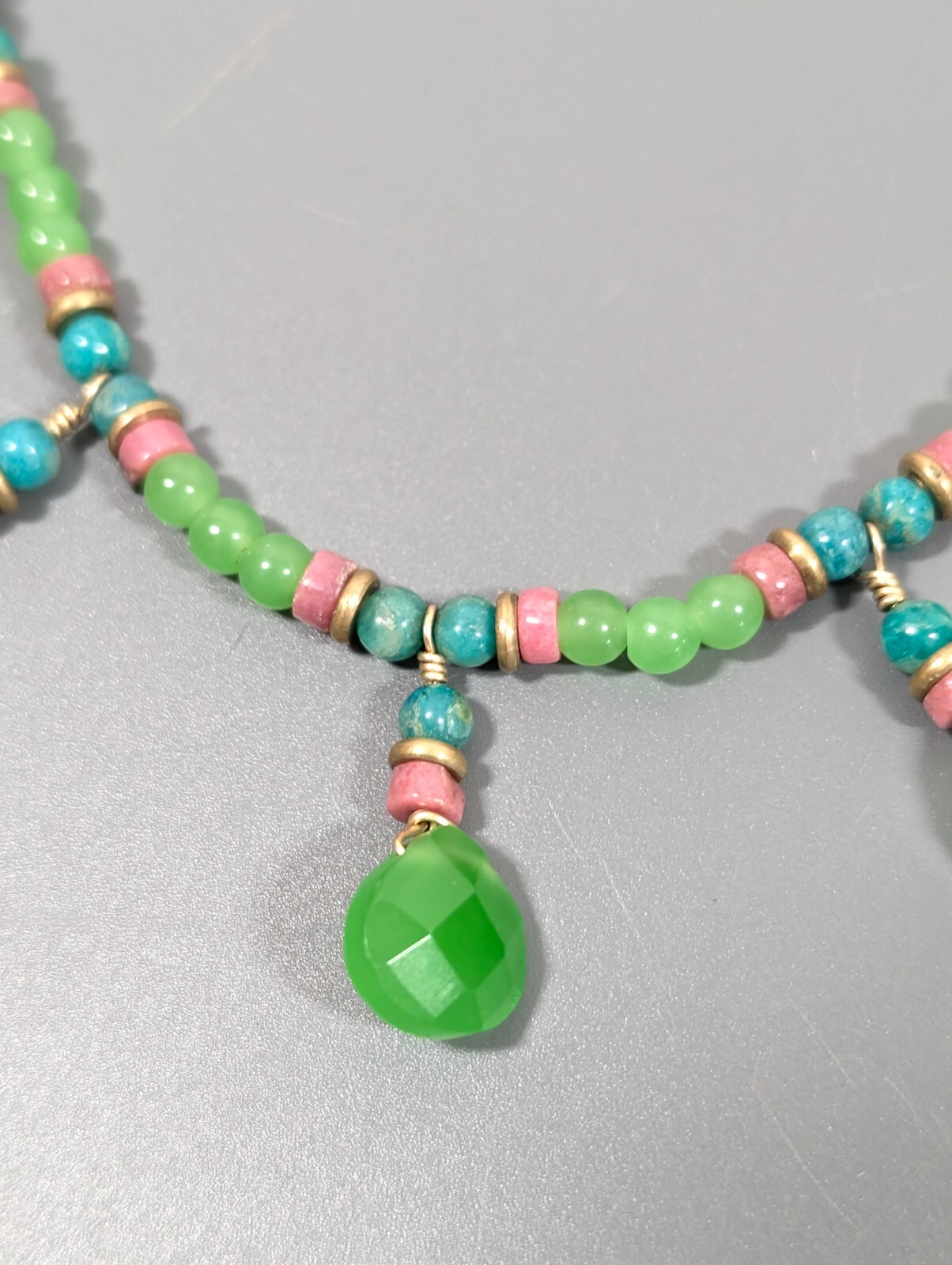 Tribal Western Boho Green Stone Teardrop Charm Pink Stacked Bead Necklace 15 in
