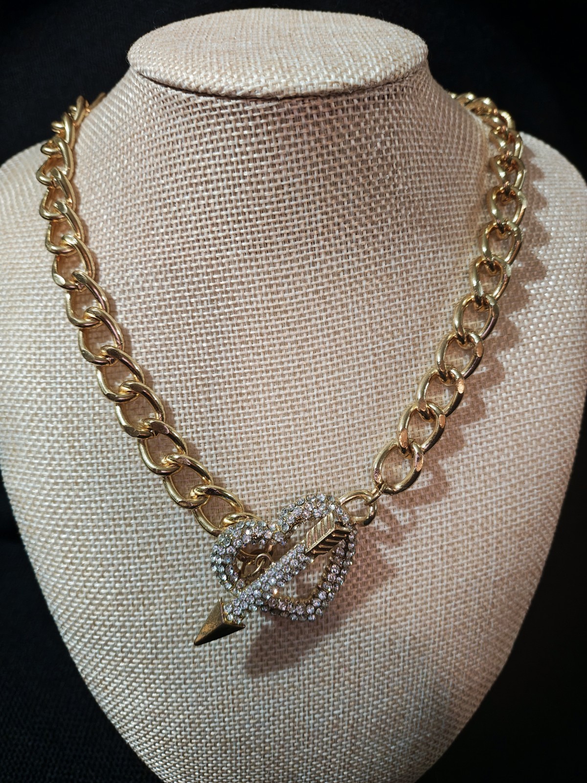 Chunky Cuban Link Goldtone Crystal Heart Bling With Arrow Toggle Clasp Aprx 17″