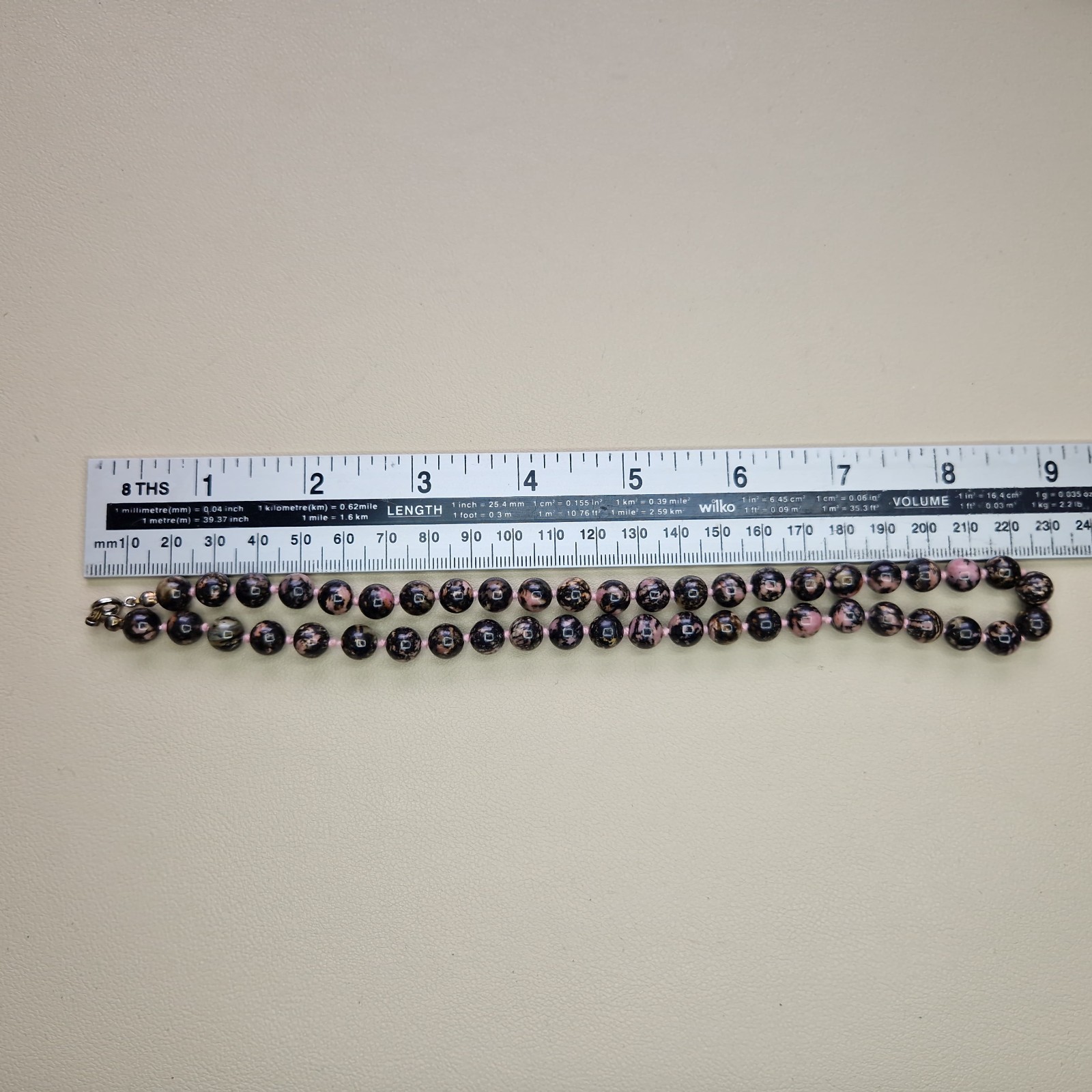 Rhodonite Beaded Necklace Black Lace Pattern Gemstone Healing 46cm Hand-knotted