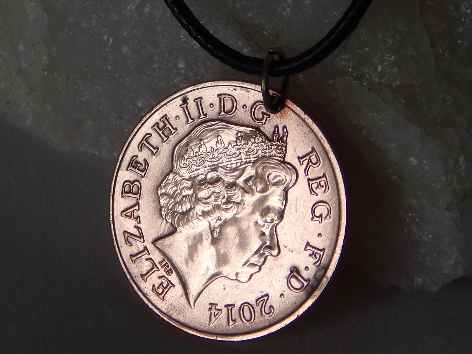 2014 Britain 2 Pence Coin Pendant Necklace Lion #523
