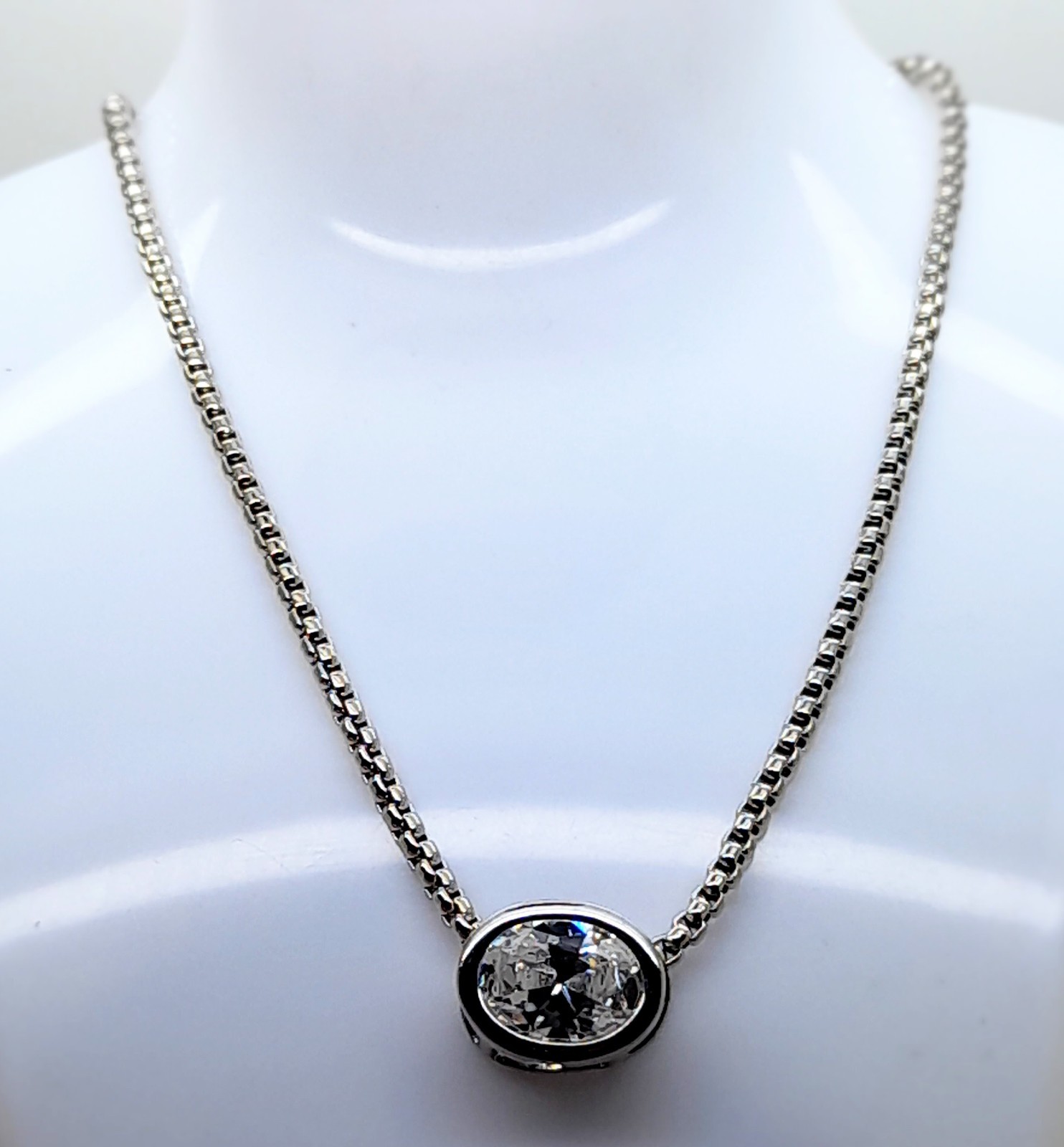 simple oval shape 17mm clear Cubic Zircon Pendant Women Chain Necklace Jewelry