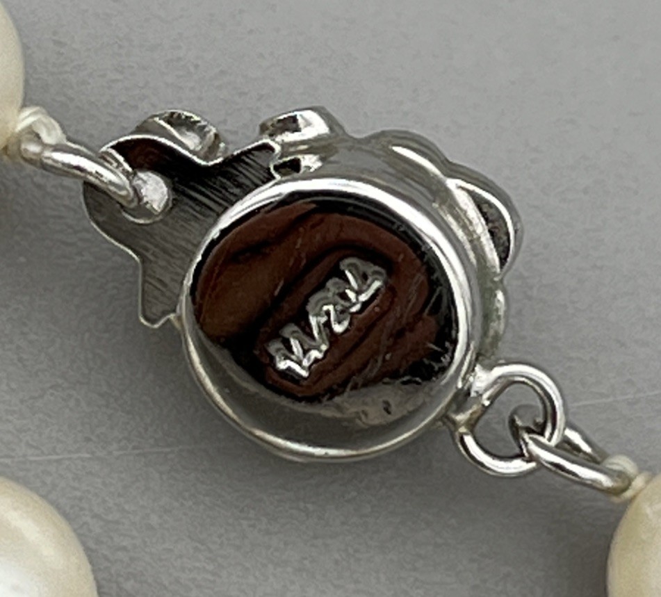 Real Cultured Pearl Necklace 46cm Knotted Silver Tone Floral Clasp