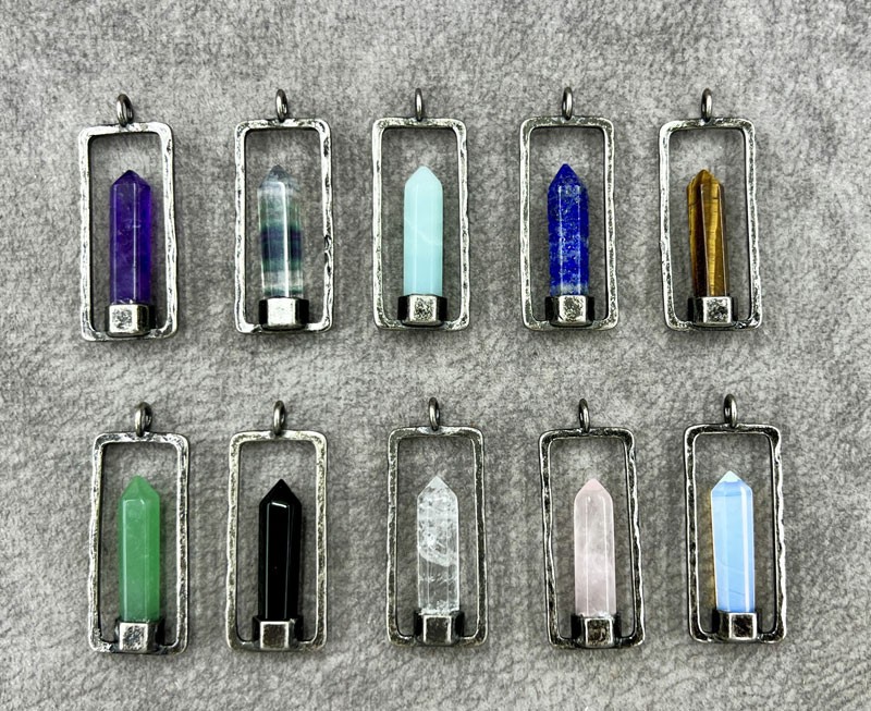 10pcs Amethyst Vary Gems Pendants Chakra Reiki Healing Amulet