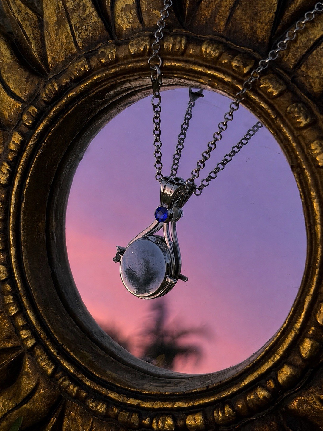 Moon Pool Silver Locket From H20 Just Add Water Cleo Emma Rikki Stones