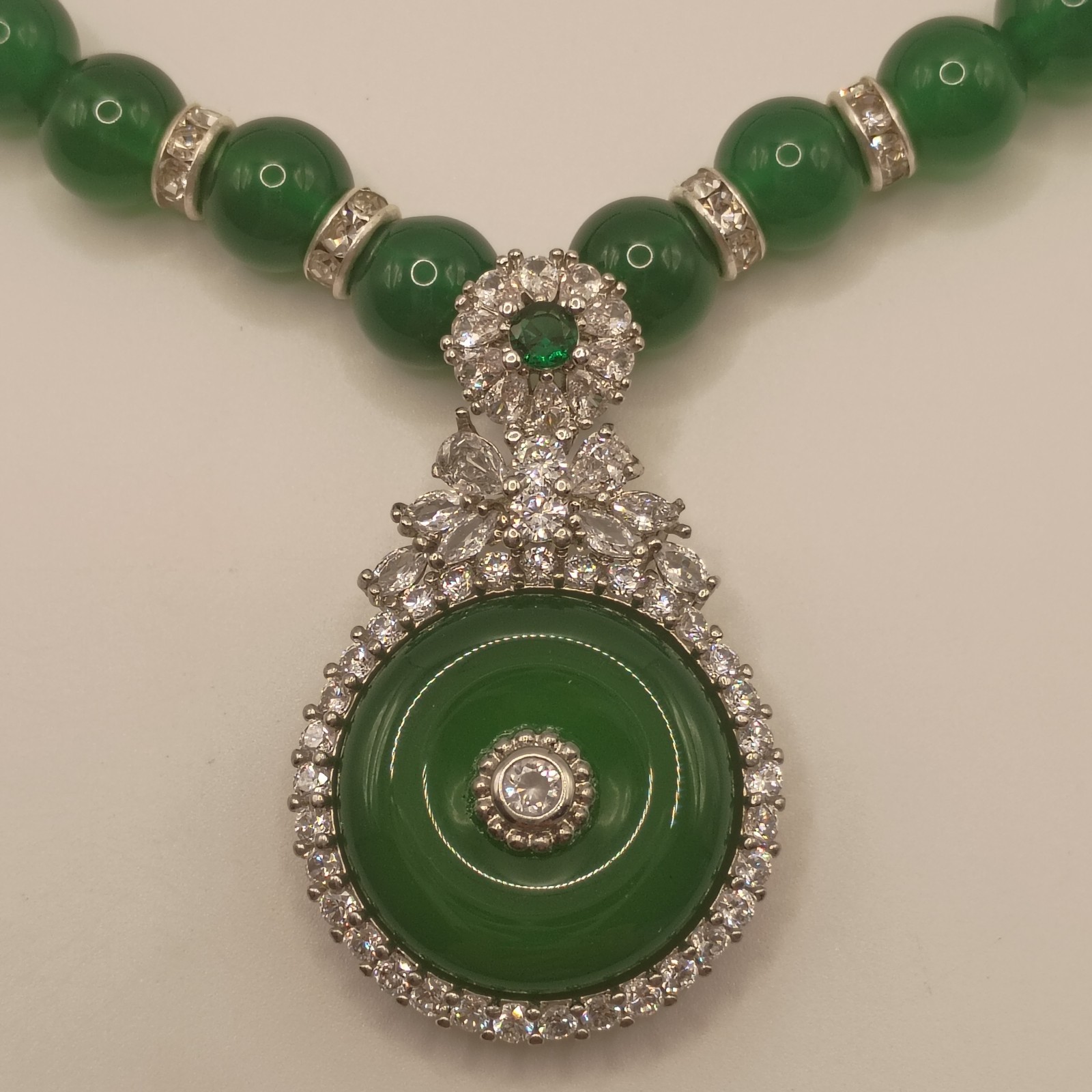 Green Agate Donut & Cubic Zirconia Halo Necklace Chinese Ping’an Kou 17″