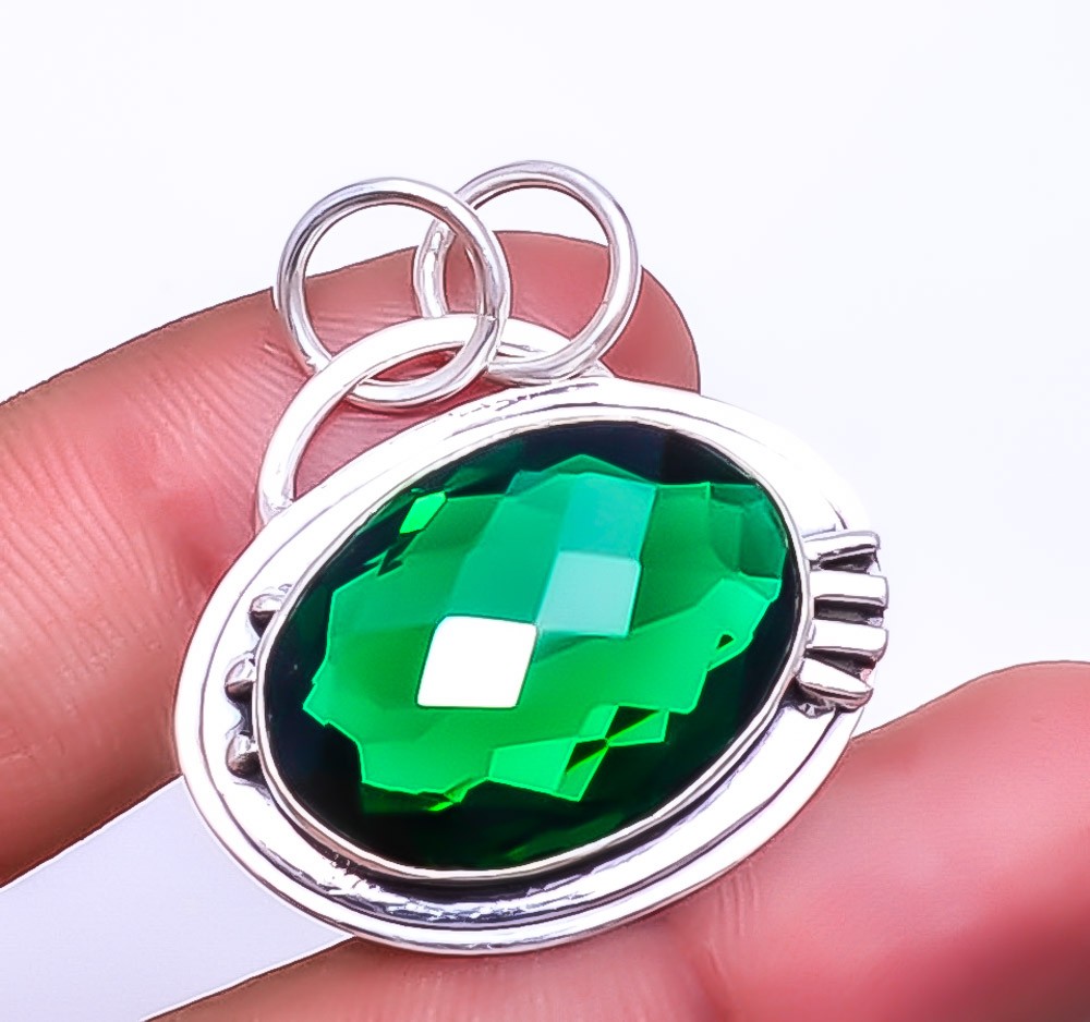 Emerald Simulated 925 Sterling Silver Pendant 1.50″ P428045 for her, Christmas
