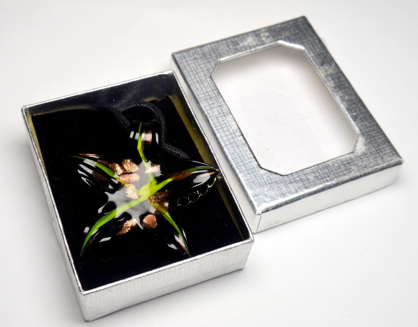 RRP 49,- NEW ITALY VENICE MURANO STAR FLOWER GLASS PENDANT IN BOX