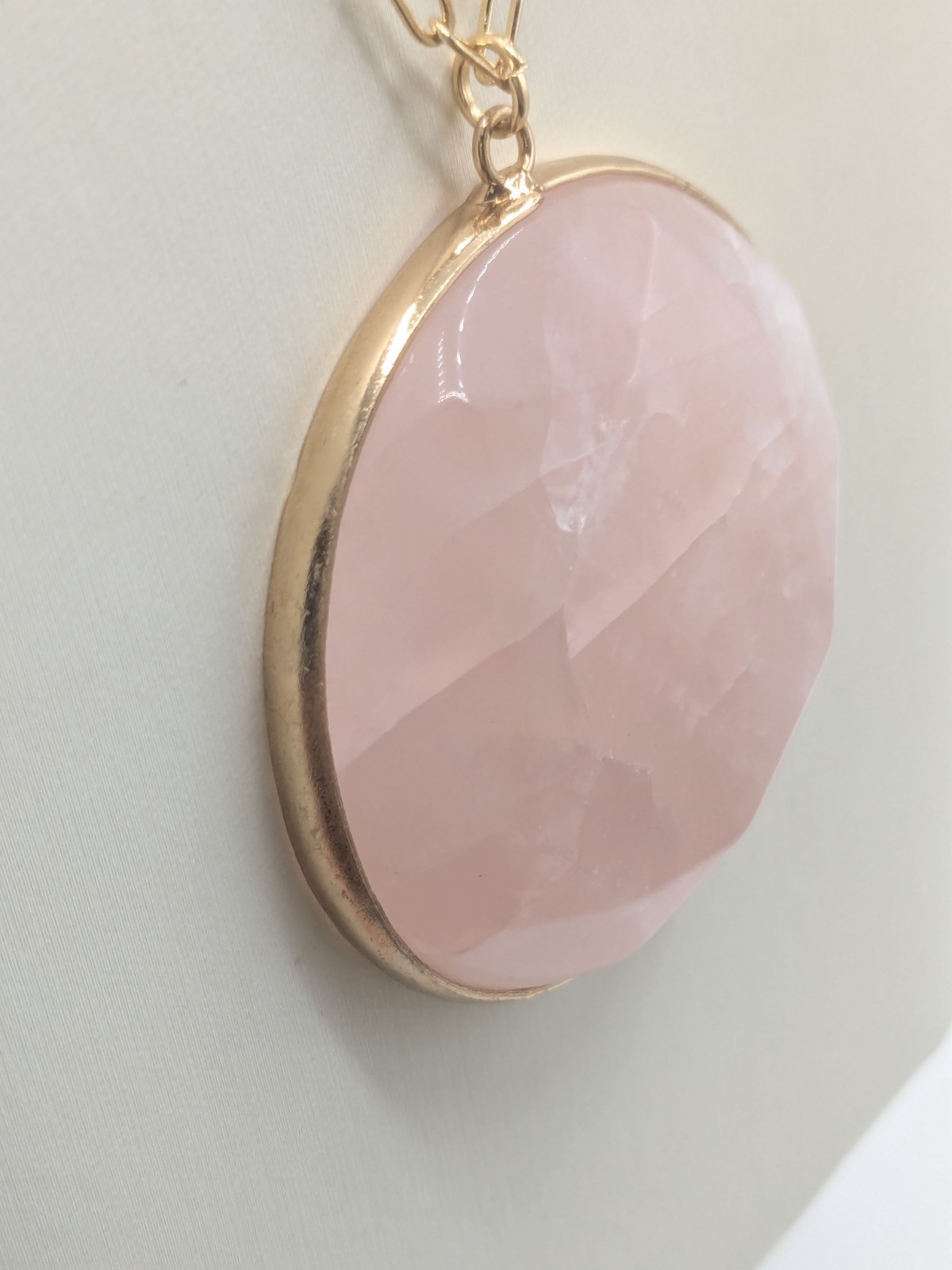 And Lovely Gold Tone Chain with Rose Quartz Pendant Necklace NWT