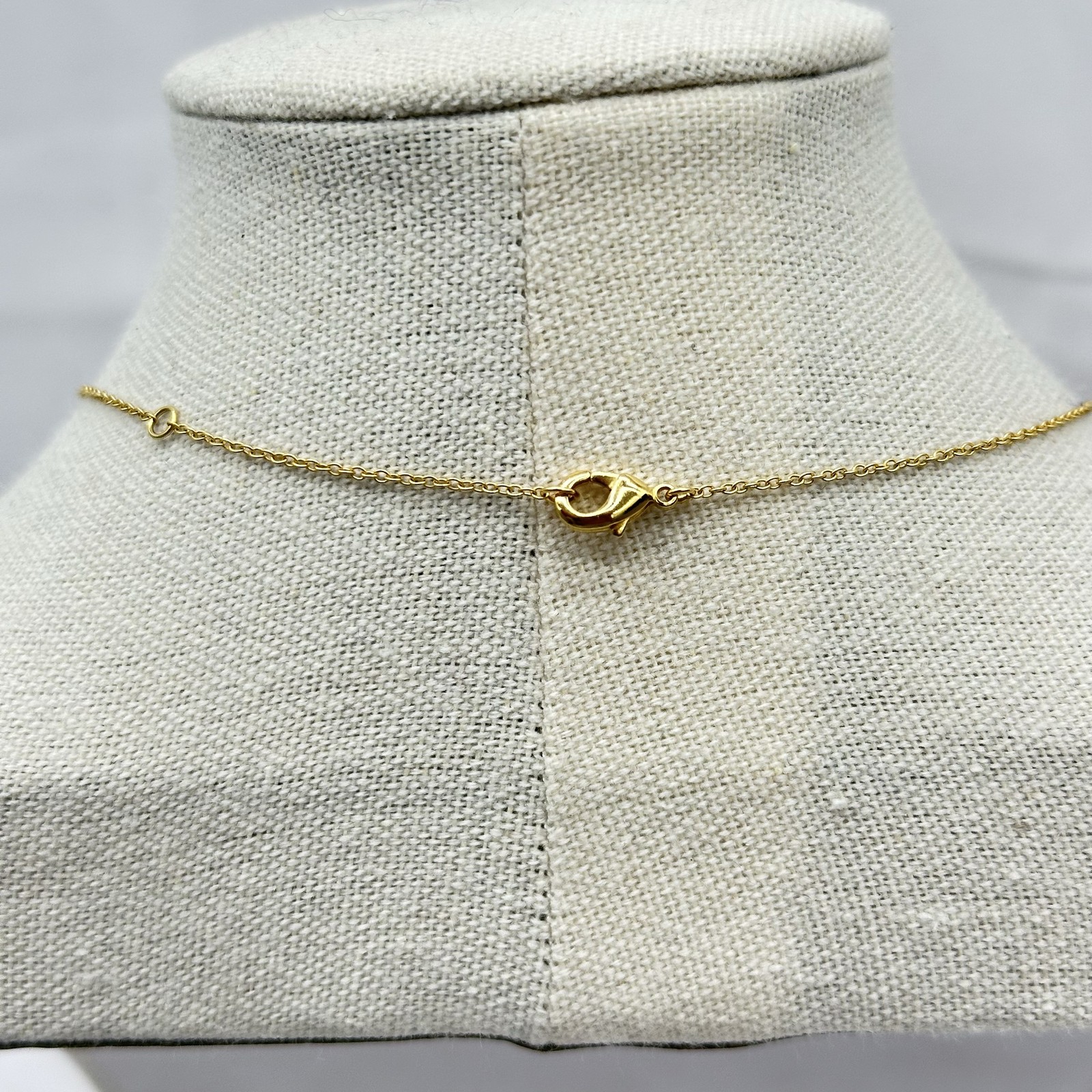 Agapee Womens Stilla Lariat Sliding Pendant Necklace 18K Gold Plated Brass 17″