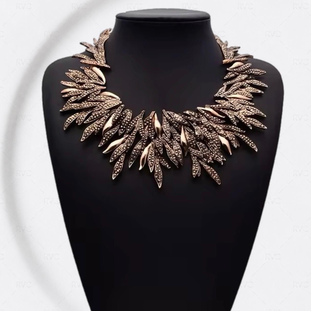Vintage Style Metal Large Choker Statement Necklace Women’s Chunky Jewelry
