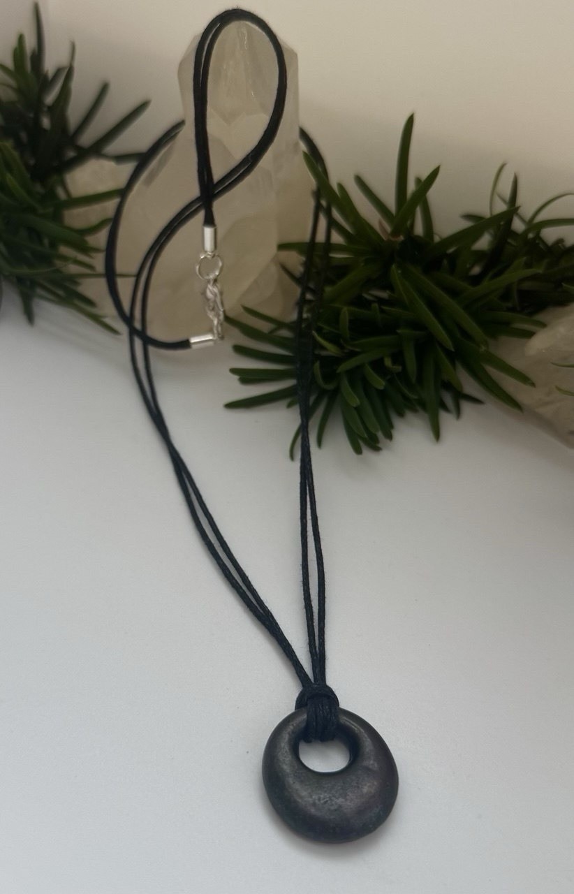 Unisex Stone Pendant Necklace Metal Round Circle Ring Donut On Cord