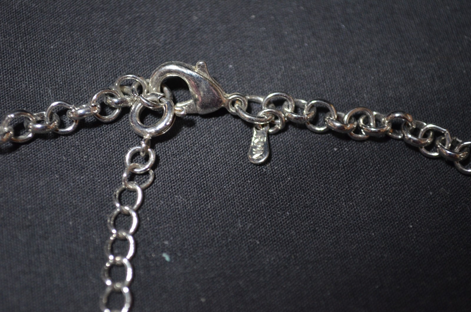 NEW Wearable Art by ROMAN – Silver Tone Adjustable Pendant Chain – Marked RMN