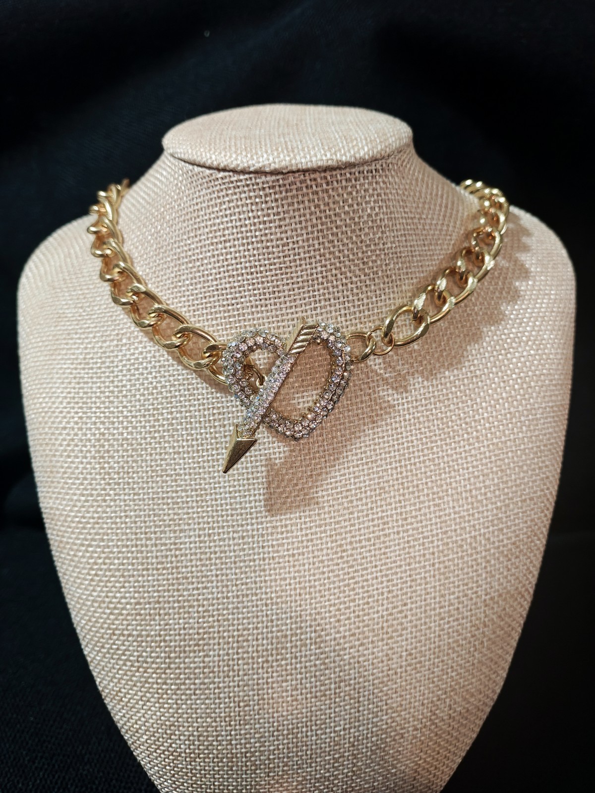 Chunky Cuban Link Goldtone Crystal Heart Bling With Arrow Toggle Clasp Aprx 17″