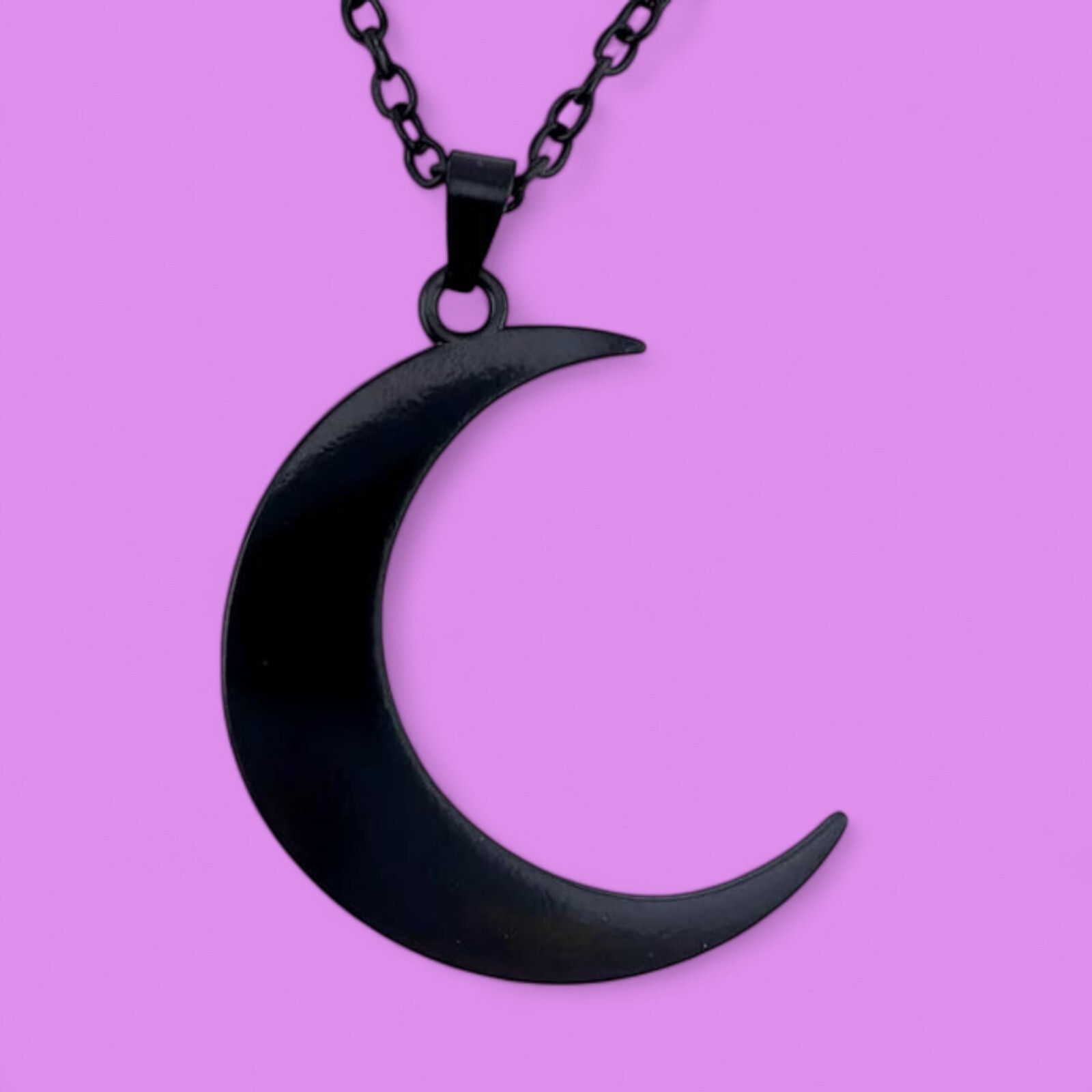 BLACK METAL CRESCENT MOON NECKLACE simple gothic pendant on chain pagan W6