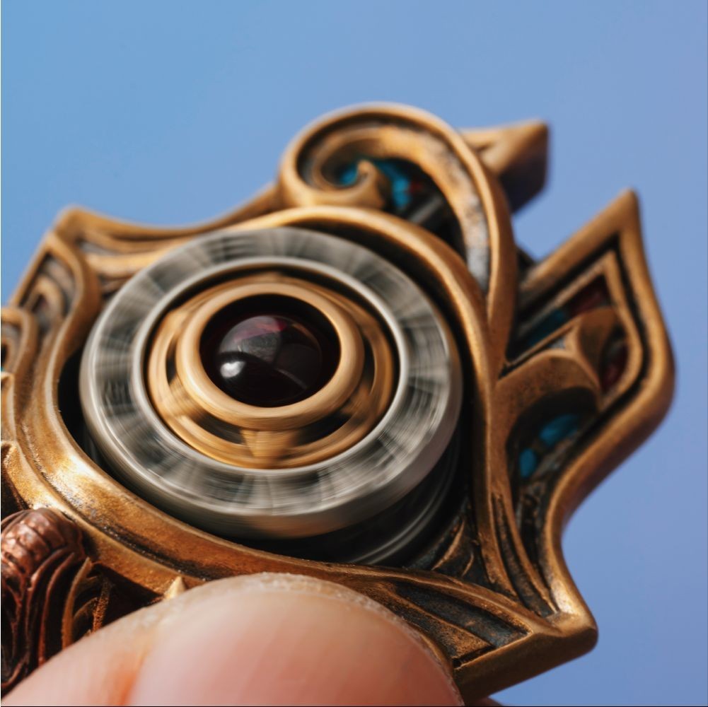 Eye of Horus Spinner Pendant, Egyptian Jewelry Gifts for Men, Protection Amulet