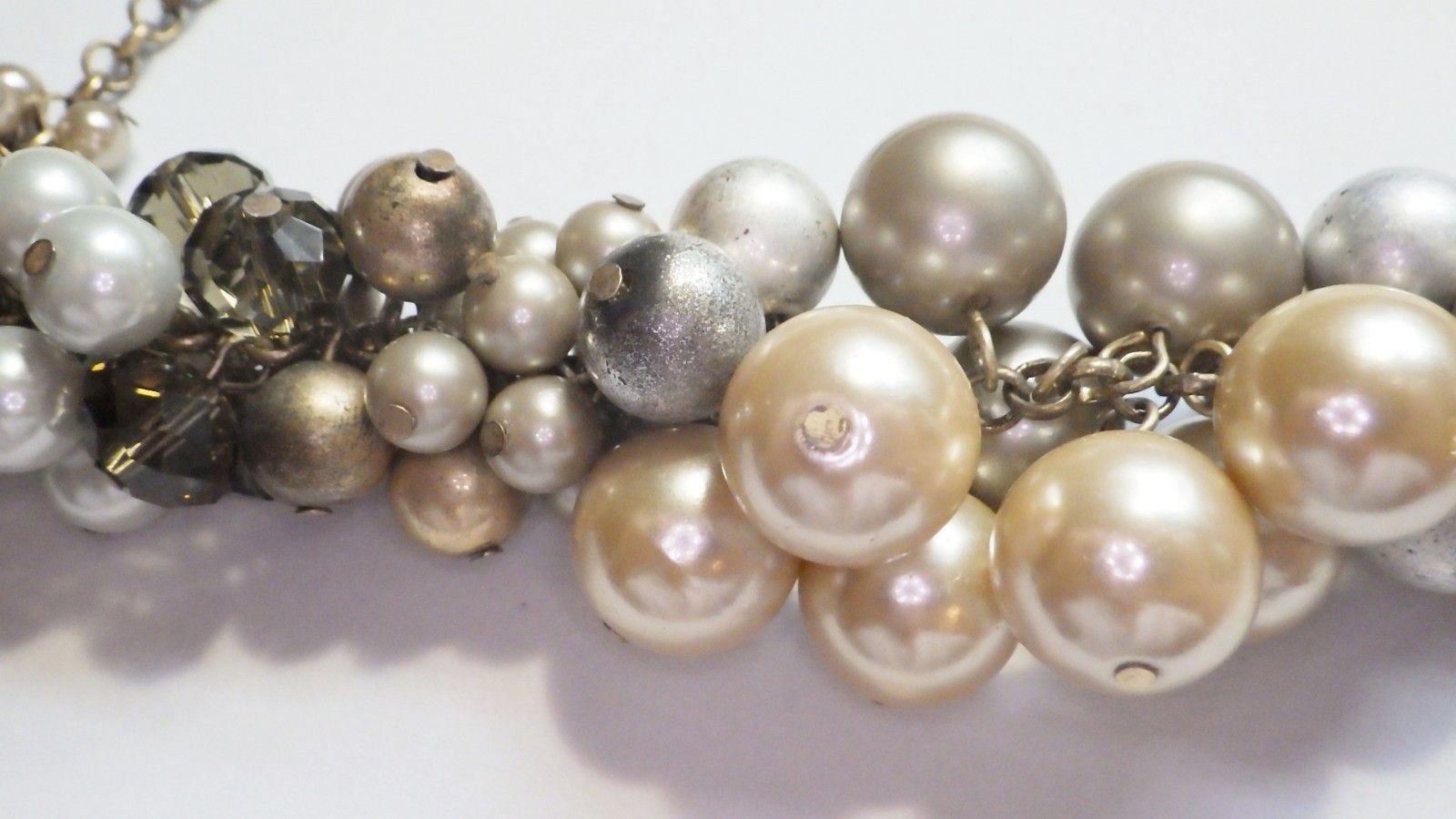 LIA SOPHIA Jody’s Baubles Crystal/Faux Pearl Multi-Color Thick Cluster Necklace