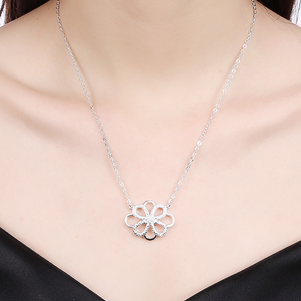 Lovely 925 Sterling Silver Filled SF Filigree Flora CZ Pendant Necklace N-A645