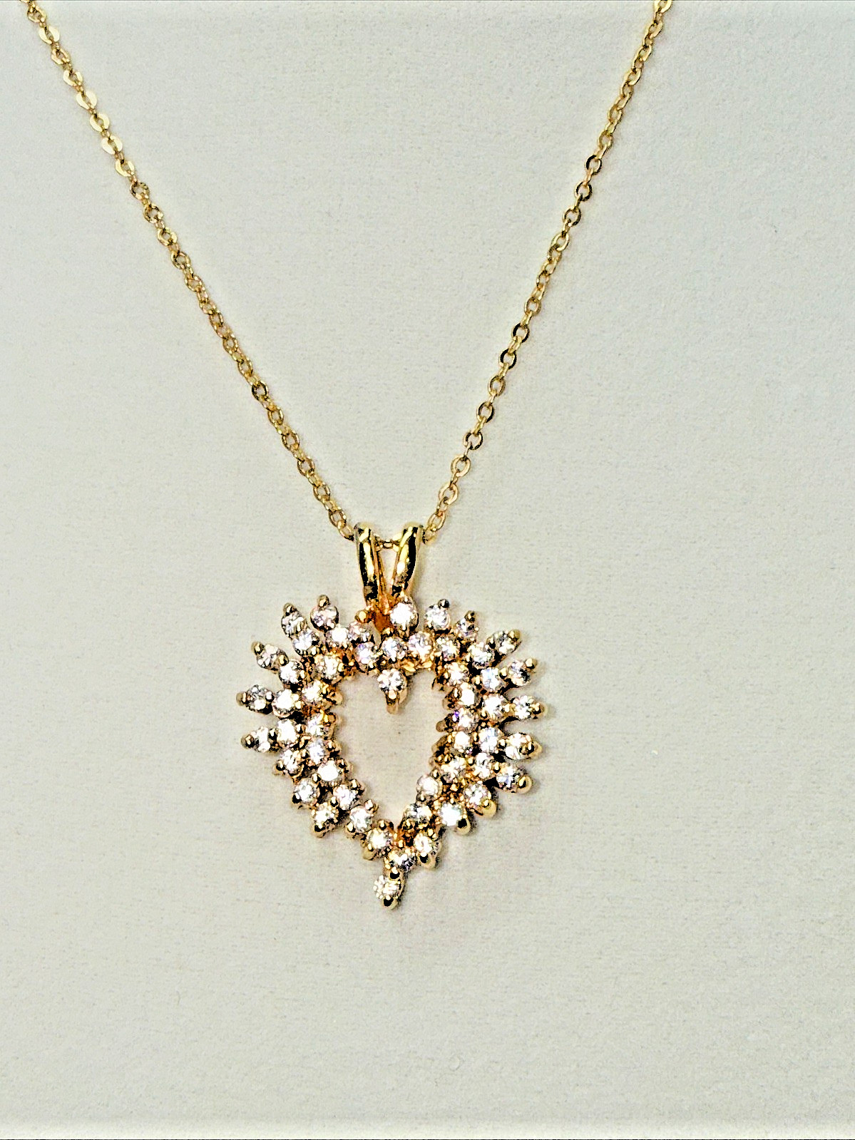 Vintage Estate 925 Gold Vermeil Cubic Zirconia Cluster Open Heart Necklace