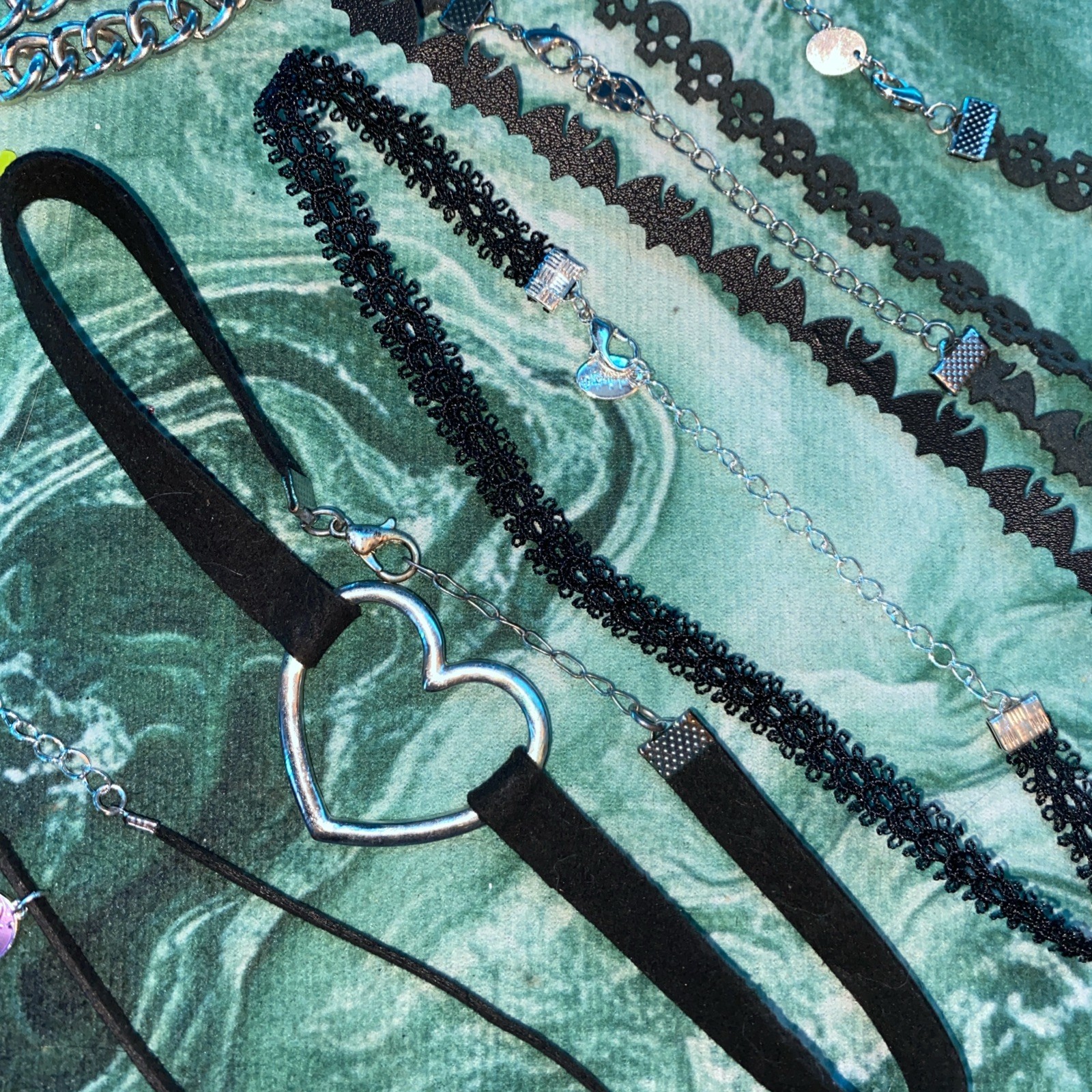 8 Chokers (4 lace-like, 2 string with pendants, 2 chains)