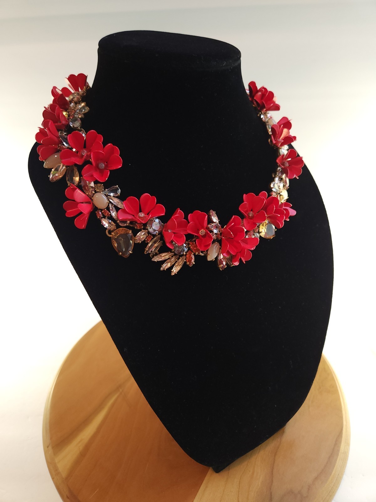 J.CREW Signed Red Flower Collar Statement Necklace Crystal Rhinestone Lobster