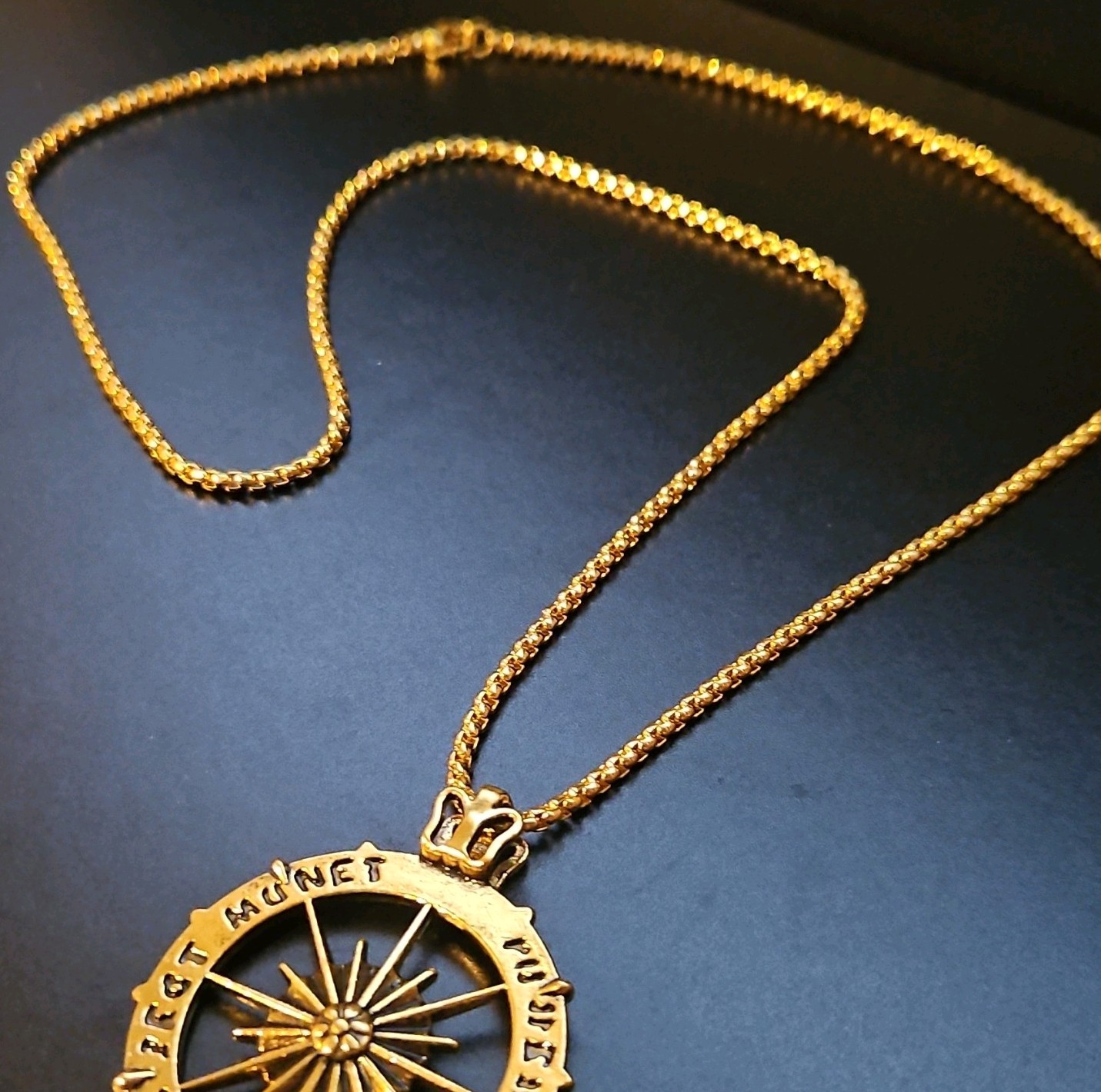 Gold Tone Metal Round Compass Pendant Chain Necklace, No Stone