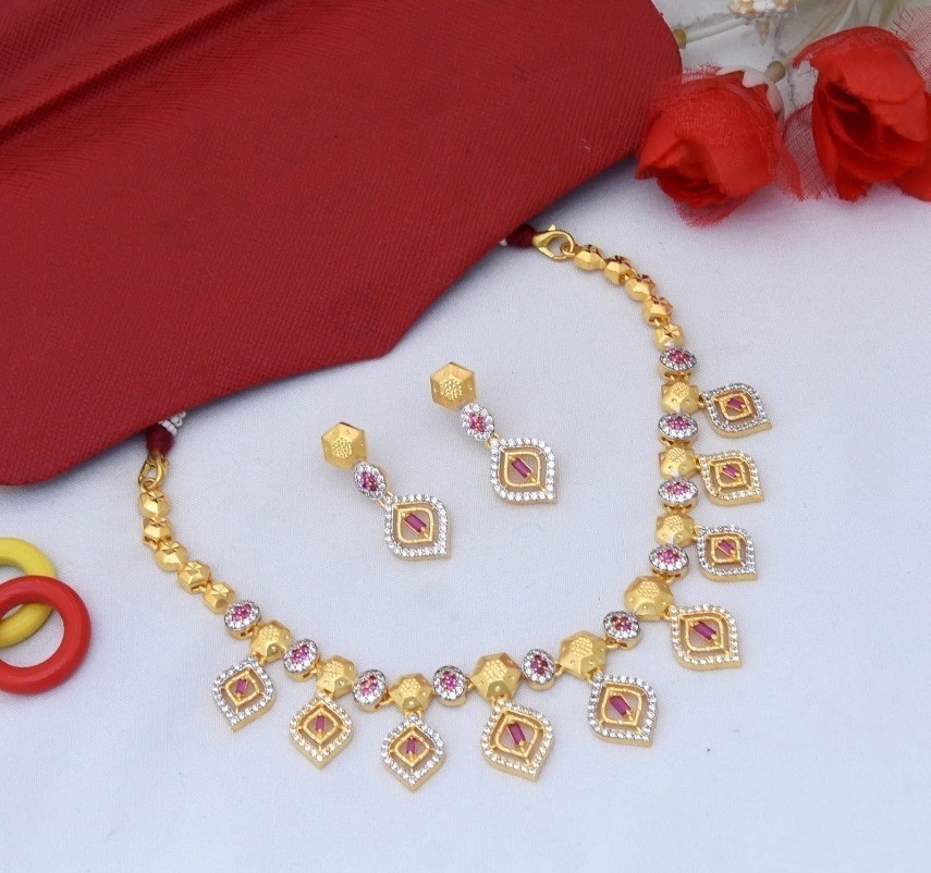 1 Gram Gold Plated 9 to 5 look Glittering Design Necklace Set for Women