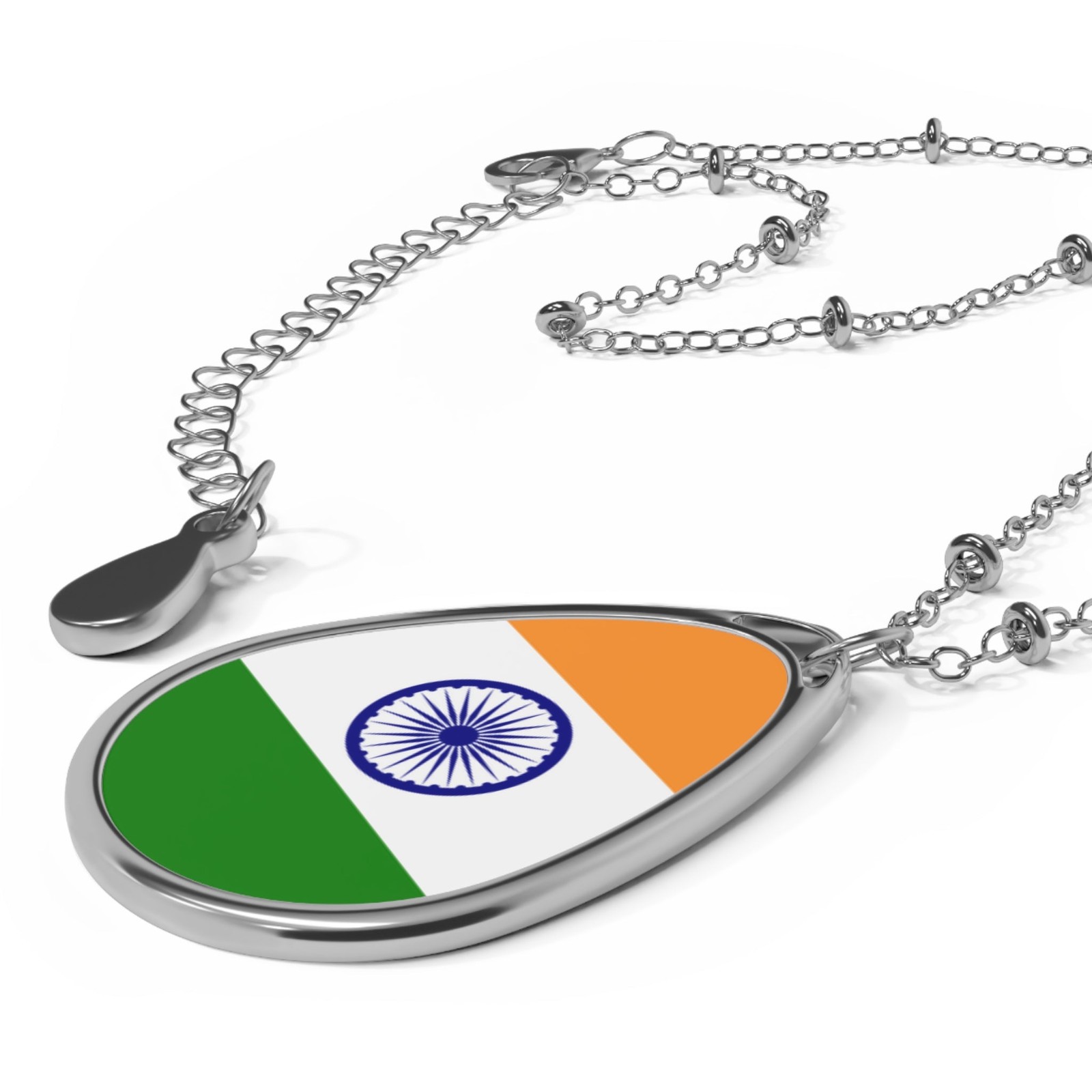 India Flag Necklace – Oval Indian Heritage Pendant – One Size / Silver