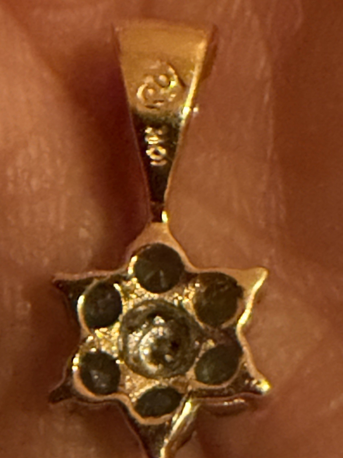 10K Yellow Gold Flower Emerald Pendant w/ Diamond Prong Set, Signed