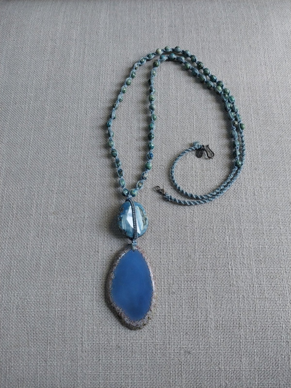 CHAN LUU Necklace Blue Agate Stone With Sliced Pendant And Sterling Clasp