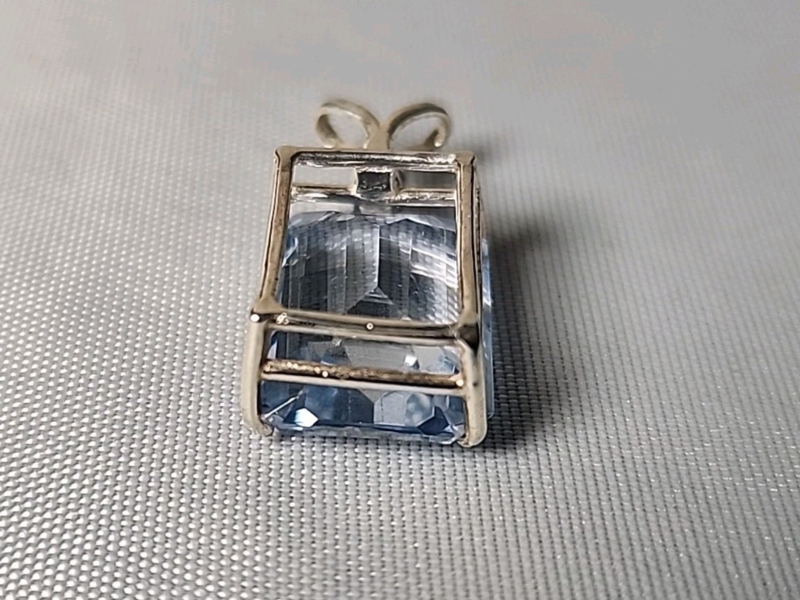 Stering Silver & Emerald Cut Simulated Aquamarine & Diamond CZ Pendant 3.7 grams