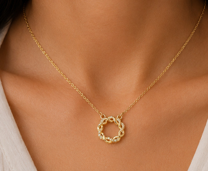 1Ct Round Cut Simulated Diamond Stunning Pendant Necklace 14K Yellow Gold Plated