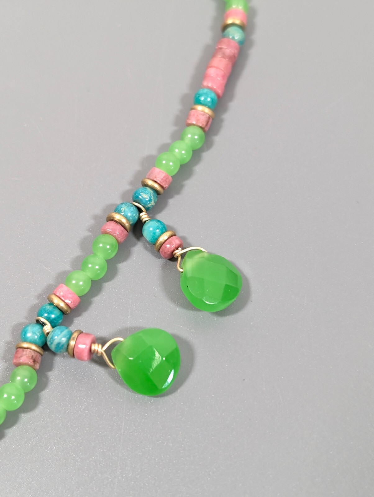 Tribal Western Boho Green Stone Teardrop Charm Pink Stacked Bead Necklace 15 in