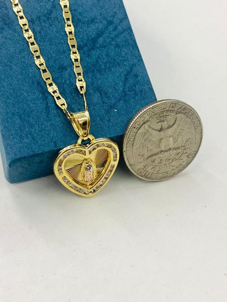 Cadenay Dije de Guadalupe Tres Oros 19x18mm Virgen de Guadalupe Necklace Pendant