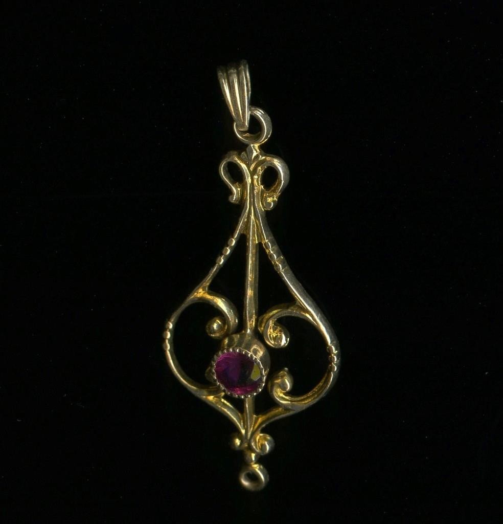 10K .85 Gram 32mm Solid Yellow Gold Pink Round Crystal CZ Filigree Pendant (US