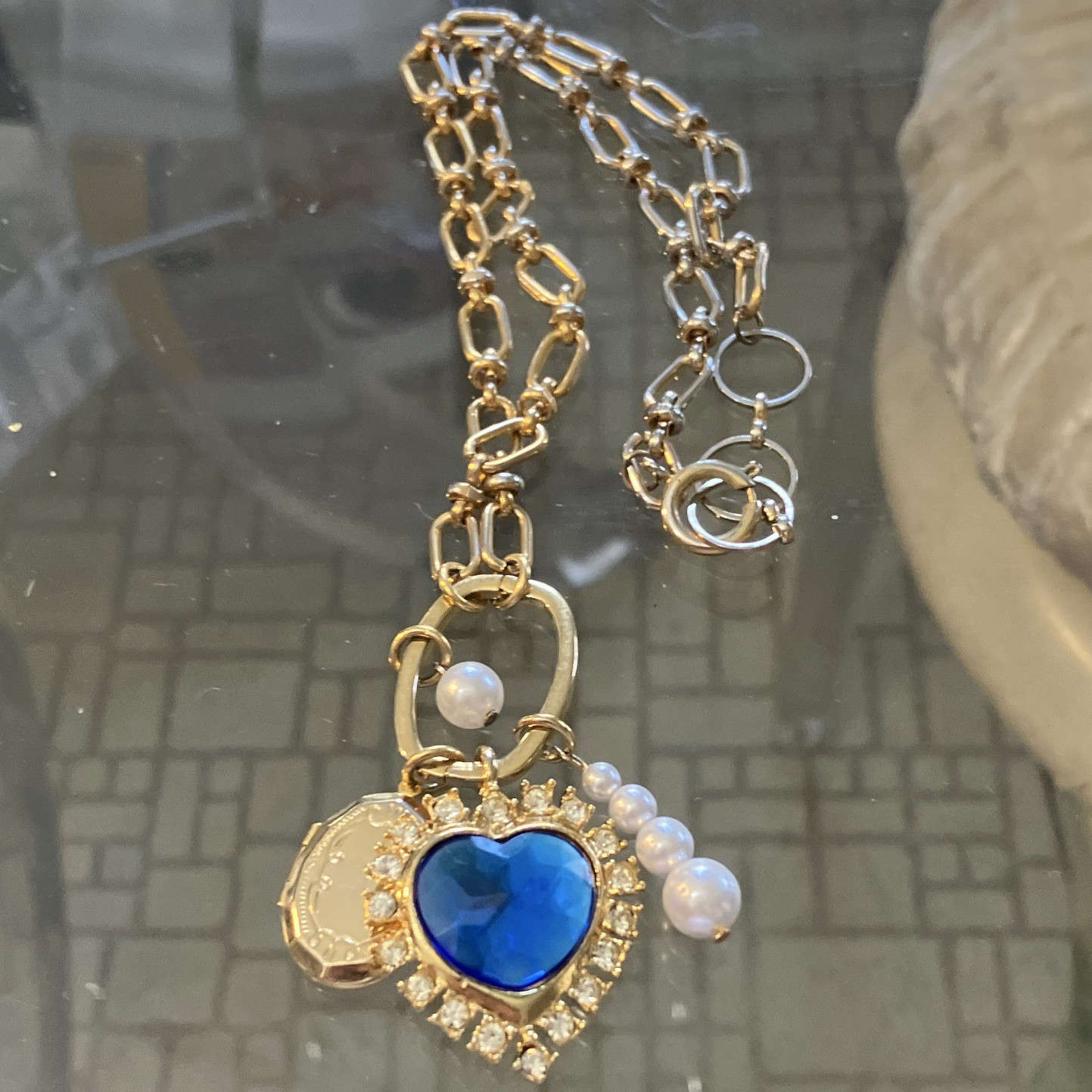 Gold Tone Link Chain Necklace Blue Heart Crystal Halo Charm Faux Pearl Toggle