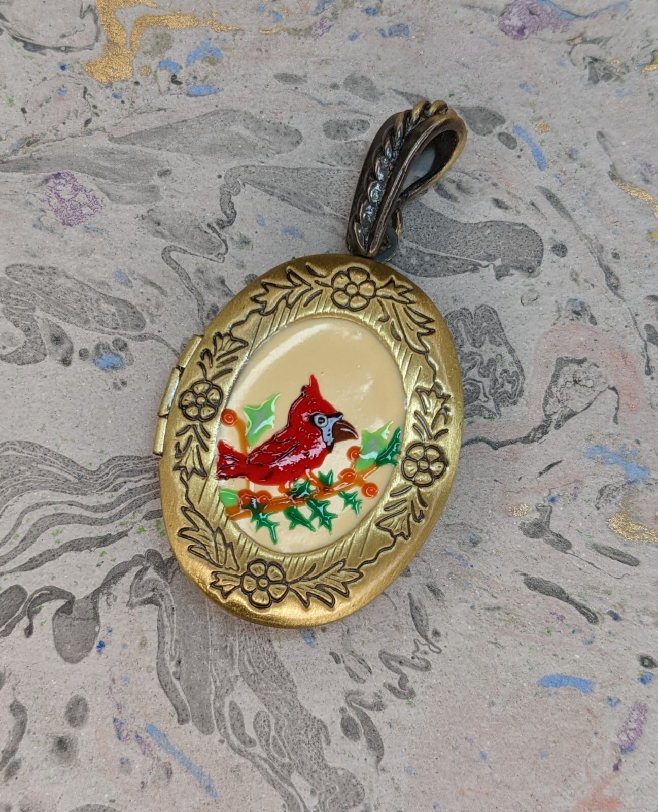 Hand Painted Bird Oval Locket Pendant Vintage Brass Floral Photo Frame Mix 4