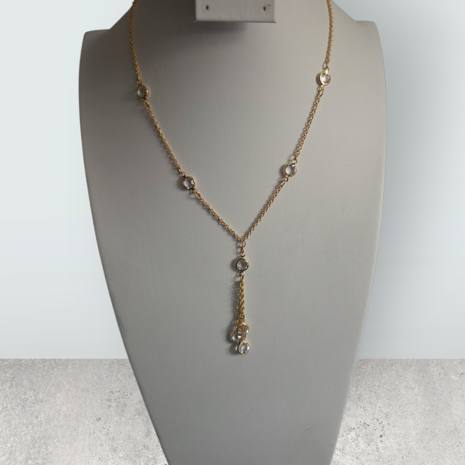 Beautiful Genuine Austrian Crystal Goldtone Necklace 16 in NWT
